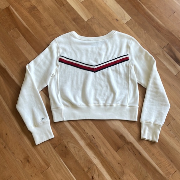 Abercrombie & Fitch cropped sweatshirt - Picture 2 of 5